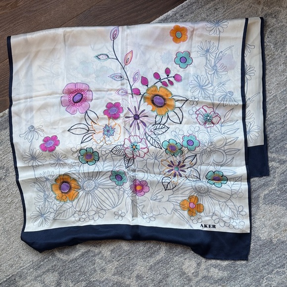 Aker Accessories - Aker Floral Women's Scarf - Multicolor